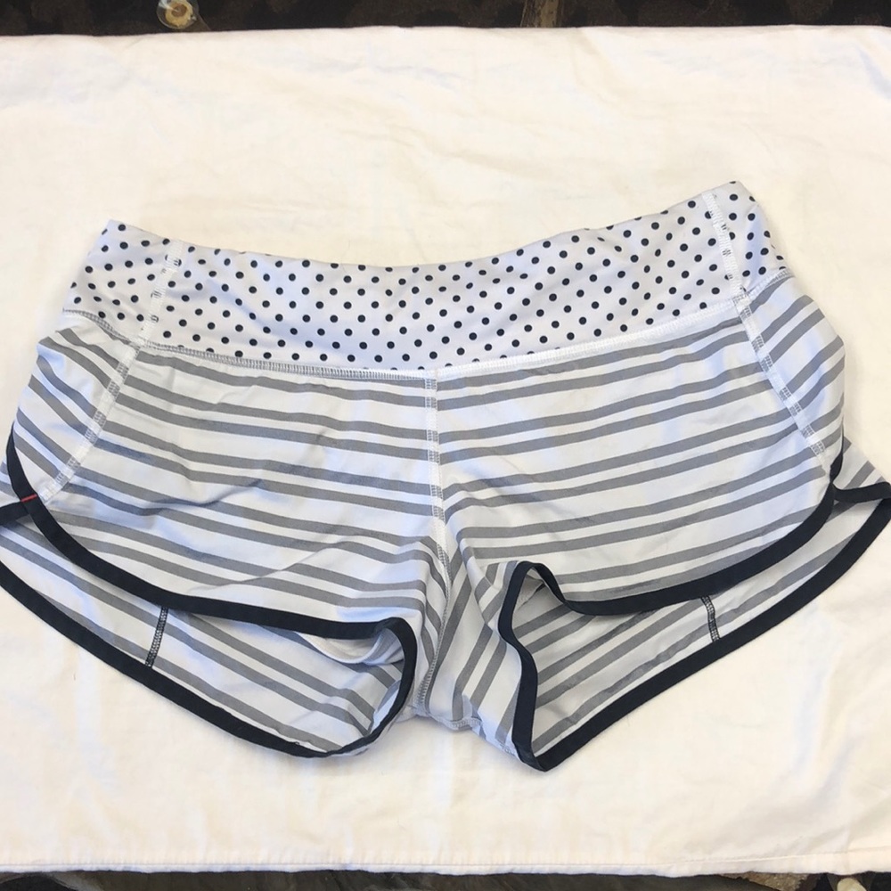 Lululemon Black/White Speed Up Short
